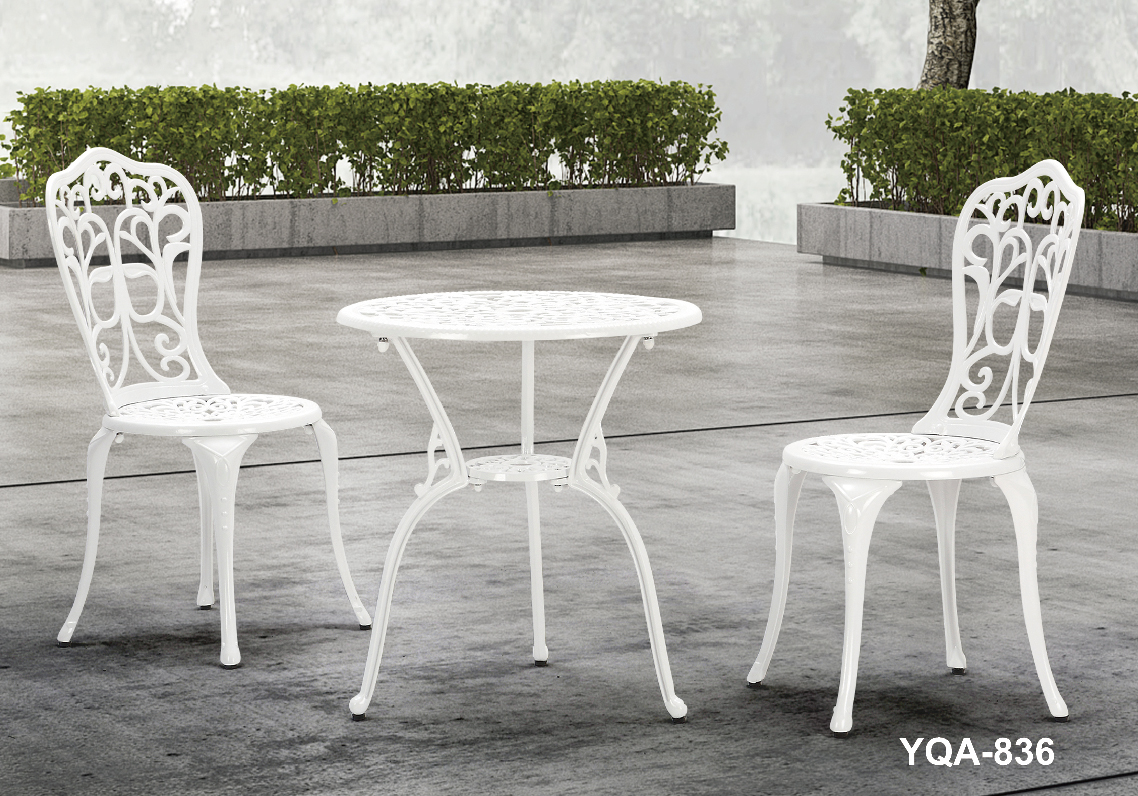 outdoor cast aluminum furniture